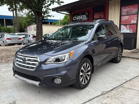 Used 2015 Subaru Outback 2.5i Limited AWD/4WD image 1
