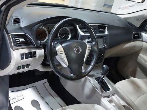 Used 2015 Nissan Sentra SV image 19