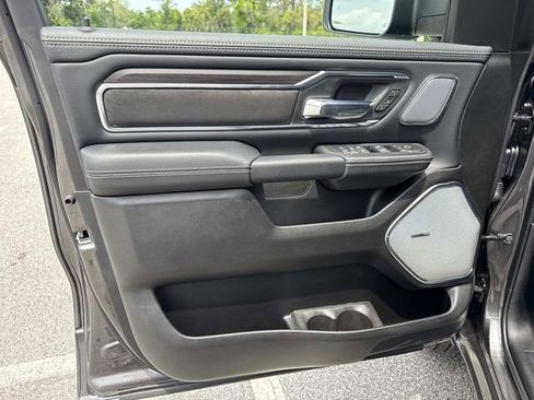 New 2026 RAM 1500 Laramie AWD/4WD image 17
