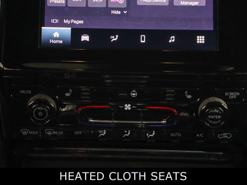 Used 2022 Jeep Grand Cherokee L Laredo image 20