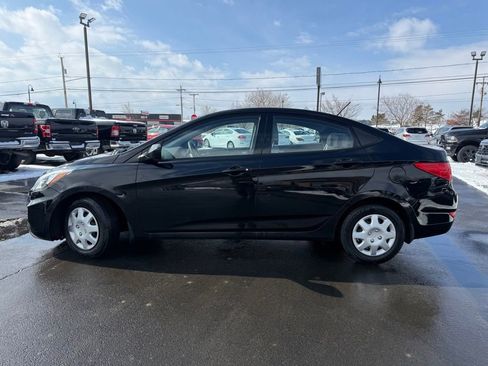 Used 2015 Hyundai Accent GLS image 10