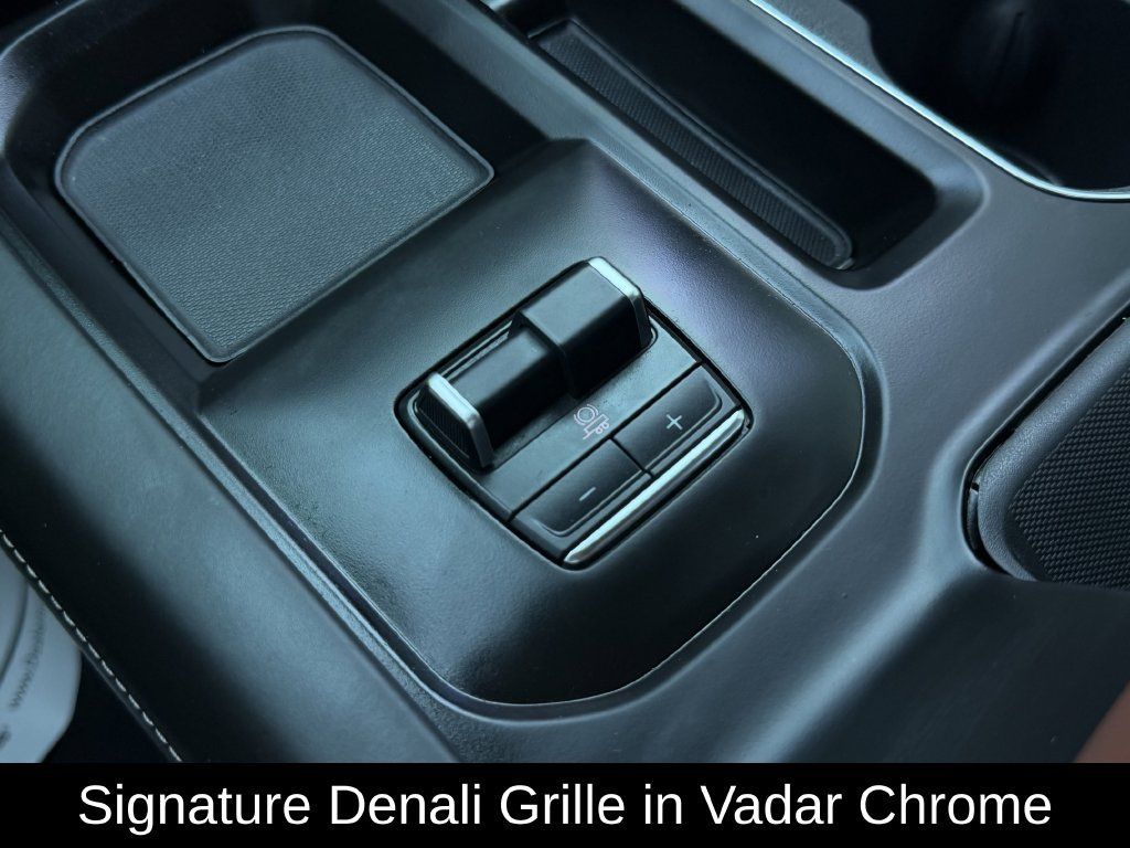 Used 2024 GMC Sierra 2500 Denali Ultimate AWD/4WD image 27