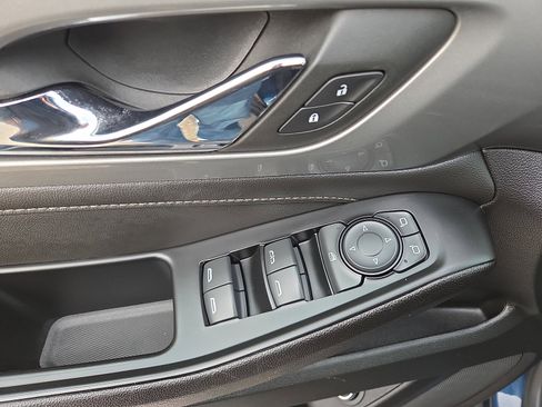 Certified 2023 Chevrolet Traverse LT image 34