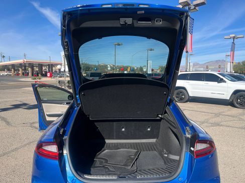 Used 2018 Kia Stinger GT2 image 34