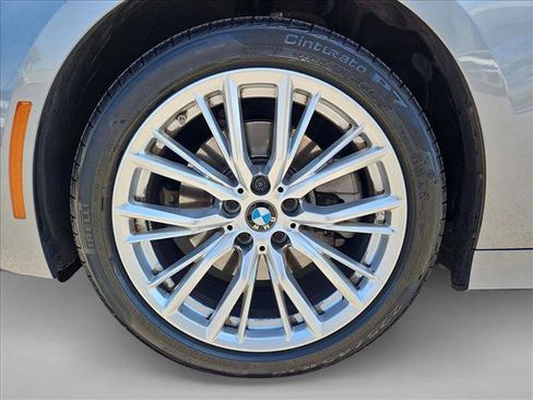 Certified 2023 BMW 330i Sedan w/ Premium Package RWD image 24