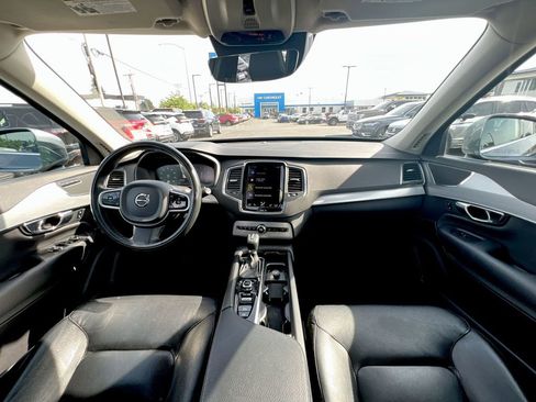 Used 2016 Volvo XC90 T5 Momentum AWD/4WD image 18