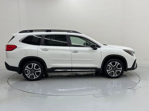 Used 2025 Subaru Ascent Touring image 6