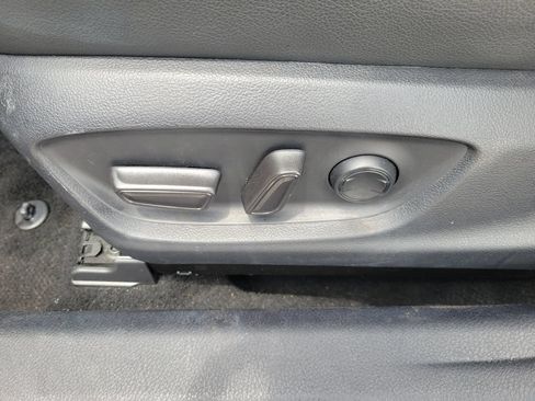 Used 2024 Toyota Camry SE FWD image 16