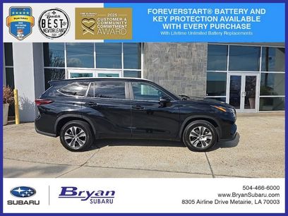 Used 2024 Toyota Highlander XLE