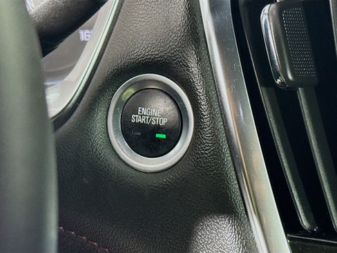 Used 2024 Chevrolet Traverse RS image 20