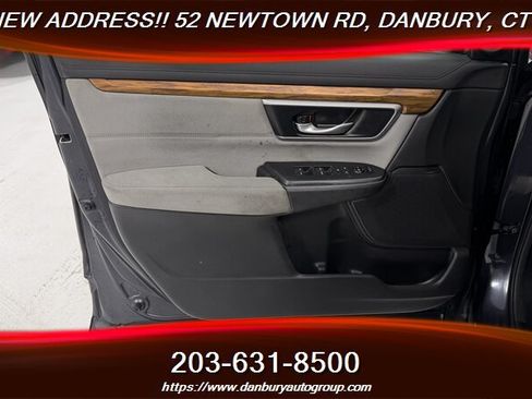 Used 2018 Honda CR-V EX image 11