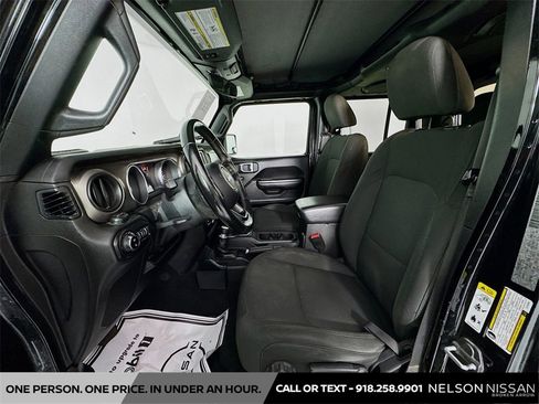 Used 2020 Jeep Gladiator Sport w/ Quick Order Package 24S image 19