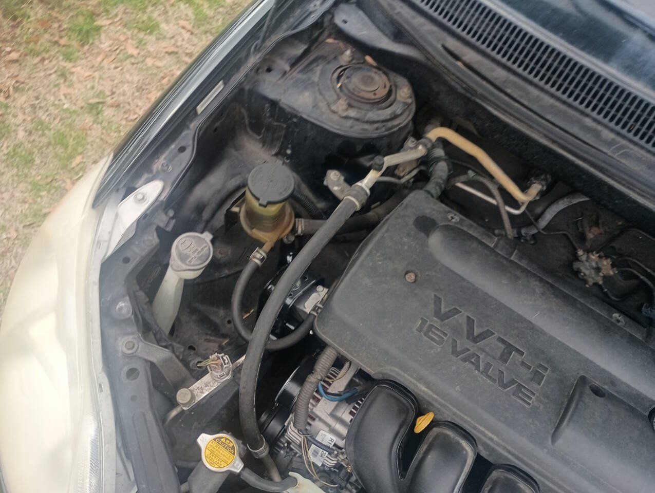 Used 2003 Toyota Matrix FWD image 30