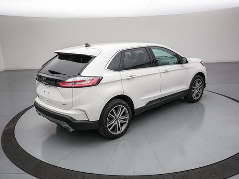 Certified 2024 Ford Edge Titanium w/ Equipment Group 301A AWD/4WD image 4