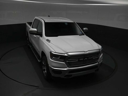 Used 2024 RAM 1500 Laramie AWD/4WD image 11