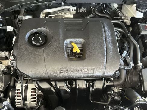 Certified 2025 Kia Seltos S FWD image 12