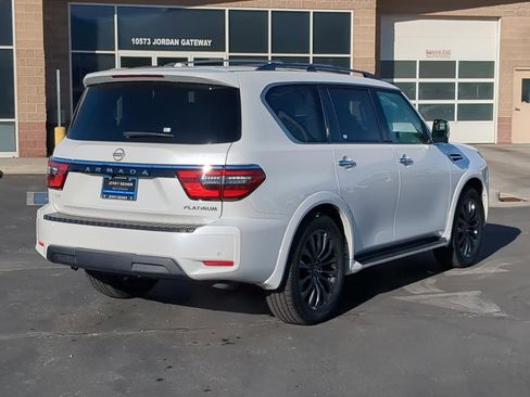 Used 2023 Nissan Armada Platinum w/ Captain's Chairs Package image 6