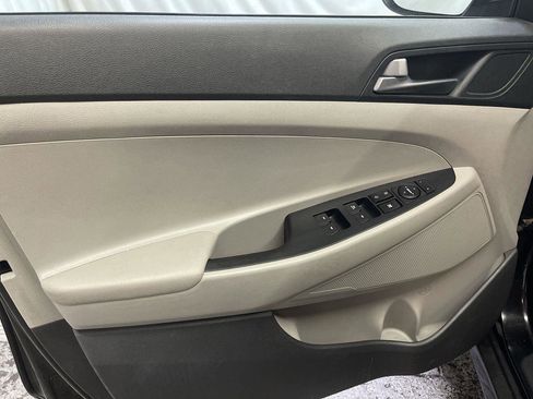 Used 2016 Hyundai Tucson Sport image 13