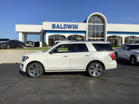Used 2020 Ford Expedition Platinum AWD/4WD image 4