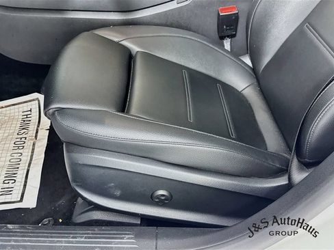 Used 2020 Mercedes-Benz CLA 250 image 25