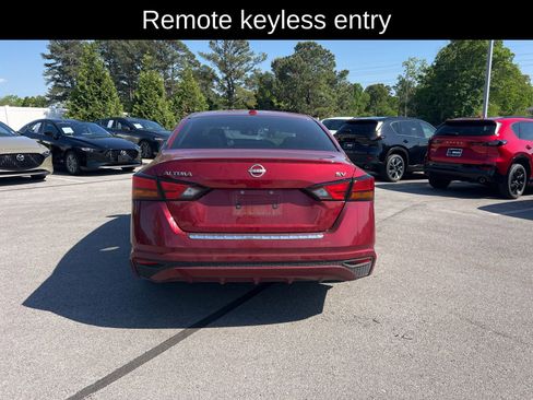 Used 2023 Nissan Altima 2.5 SV FWD image 4