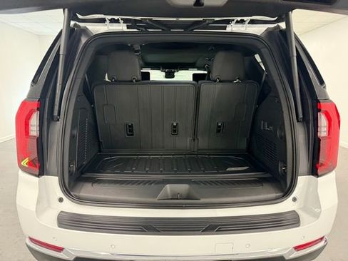 New 2026 GMC Yukon Elevation image 8