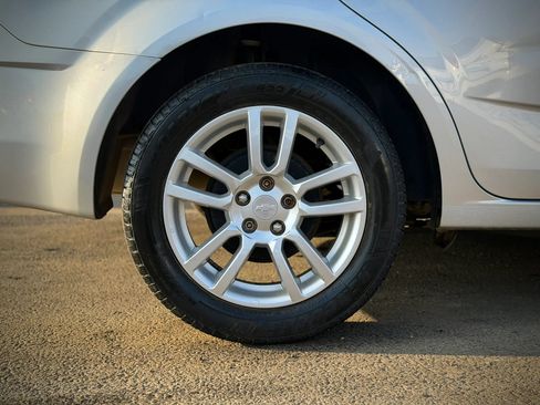 Used 2014 Chevrolet Sonic LT w/ Wheels and Fog Lamp Package FWD image 22