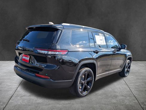 New 2025 Jeep Grand Cherokee L Limited w/ Luxury Tech Group II AWD/4WD image 4