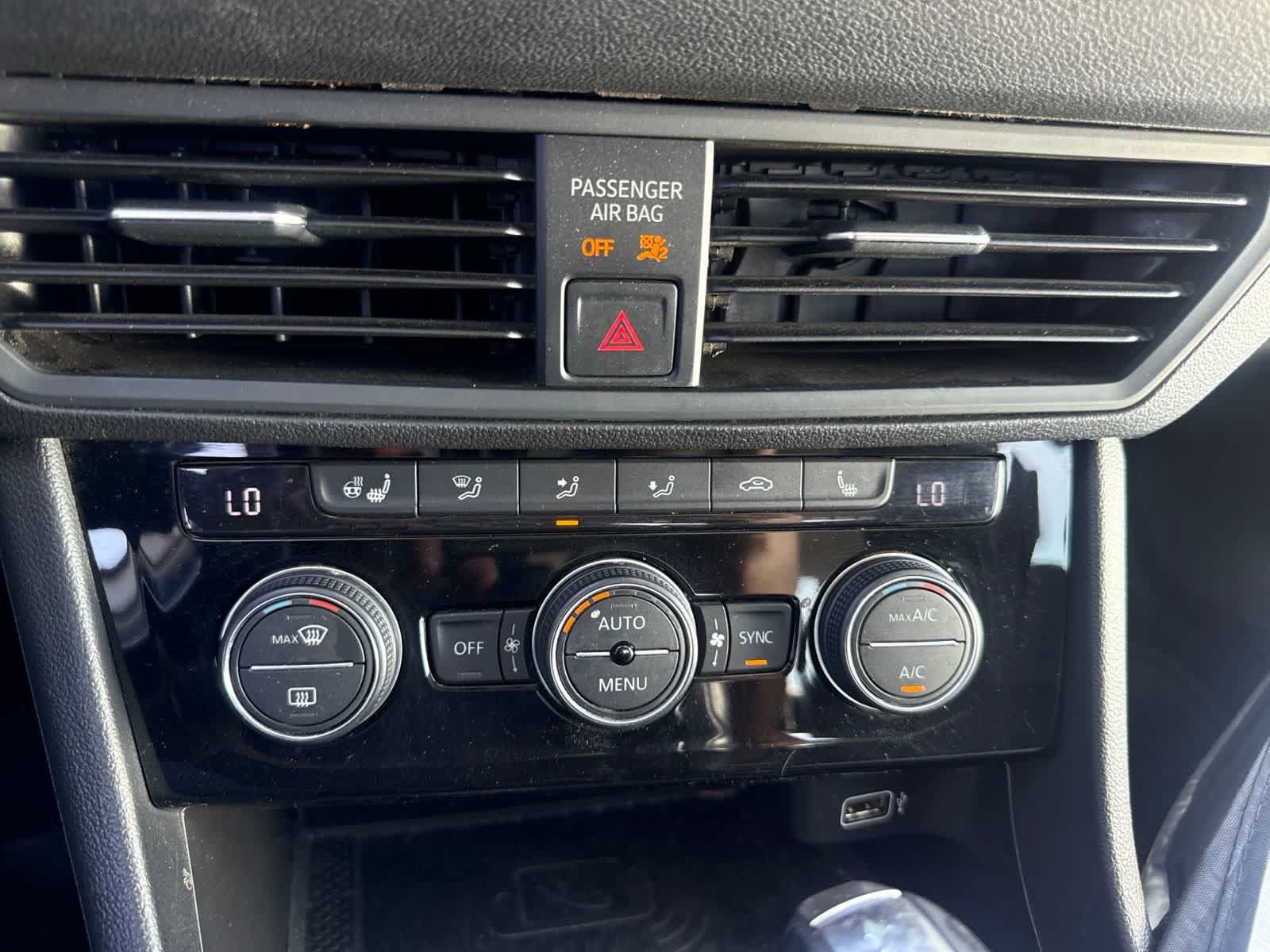 Used 2020 Volkswagen Jetta SEL FWD image 12