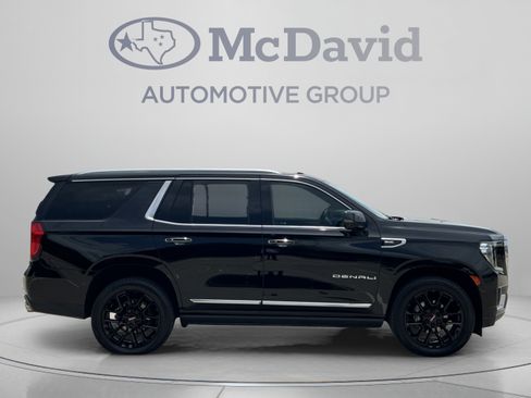 Used 2022 GMC Yukon Denali w/ Denali Premium Package AWD/4WD image 8