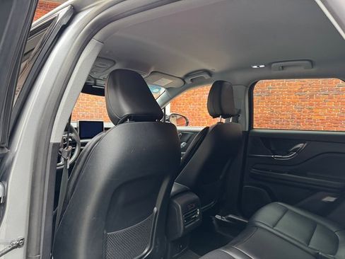 Used 2022 Lincoln Corsair AWD w/ Equipment Group 101A image 3