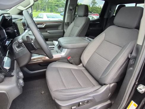 Used 2024 Chevrolet Silverado 1500 RST w/ Redline Edition AWD/4WD image 13