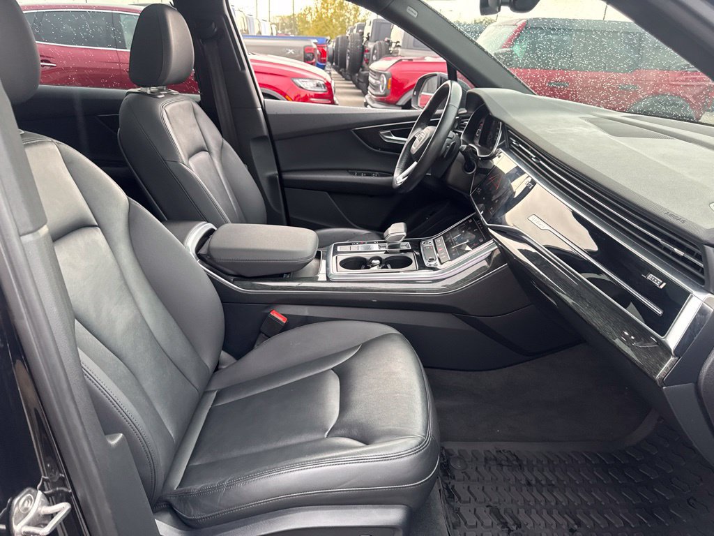 Used 2021 Audi Q7 3.0T Premium w/ Convenience Package AWD/4WD image 34