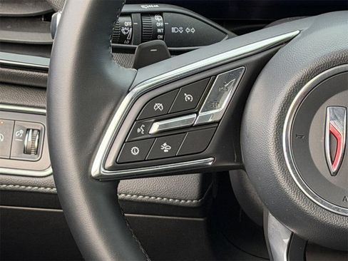 Certified 2025 Buick Enclave Preferred image 14