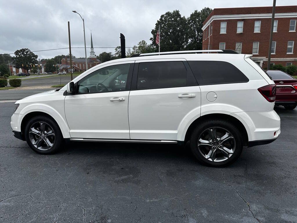 Used 2015 Dodge Journey Crossroad w/ Flexible Seating Group AWD/4WD image 4