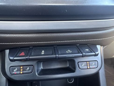 Used 2017 GMC Canyon SLT w/ Trailering Package image 25