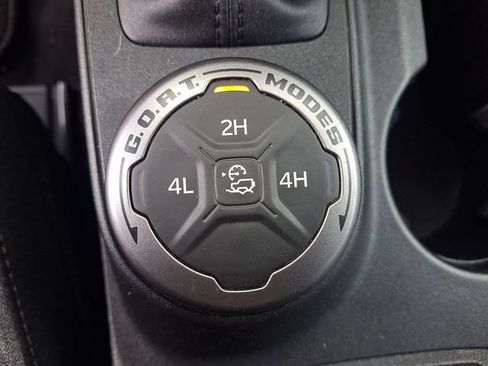 Used 2022 Ford Bronco 4-Door image 24