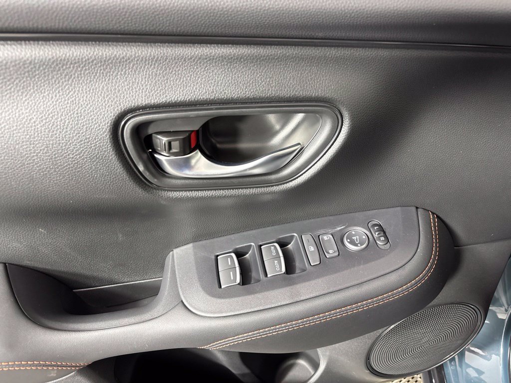 Used 2027 Honda HR-V Sport image 25