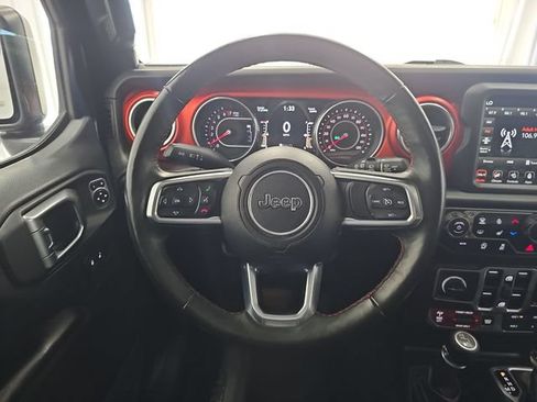 Used 2018 Jeep Wrangler Unlimited Rubicon AWD/4WD image 14