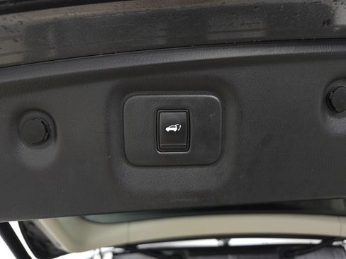 Used 2019 INFINITI QX60 Luxe w/ Essential Package AWD/4WD image 9