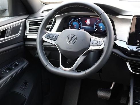 New 2026 Volkswagen Atlas Cross Sport SE image 25