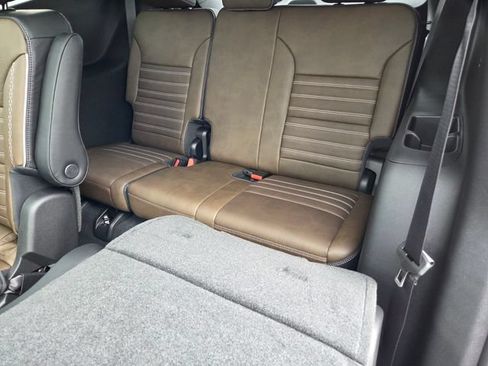 New 2026 GMC Acadia Denali Ultimate FWD image 7