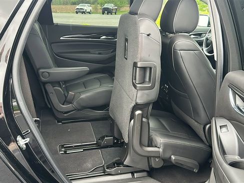Used 2021 Buick Enclave Avenir w/ Trailering Package, 5000 lbs. AWD/4WD image 32