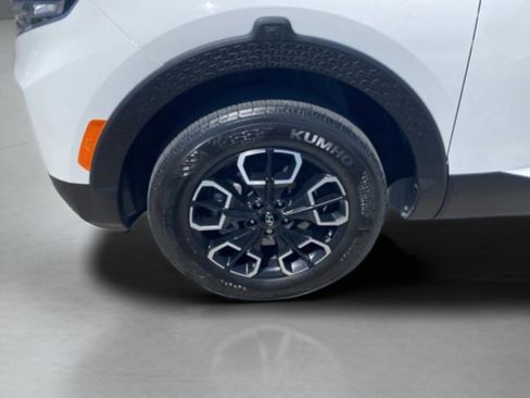 Certified 2024 Hyundai Santa Cruz SEL FWD image 11