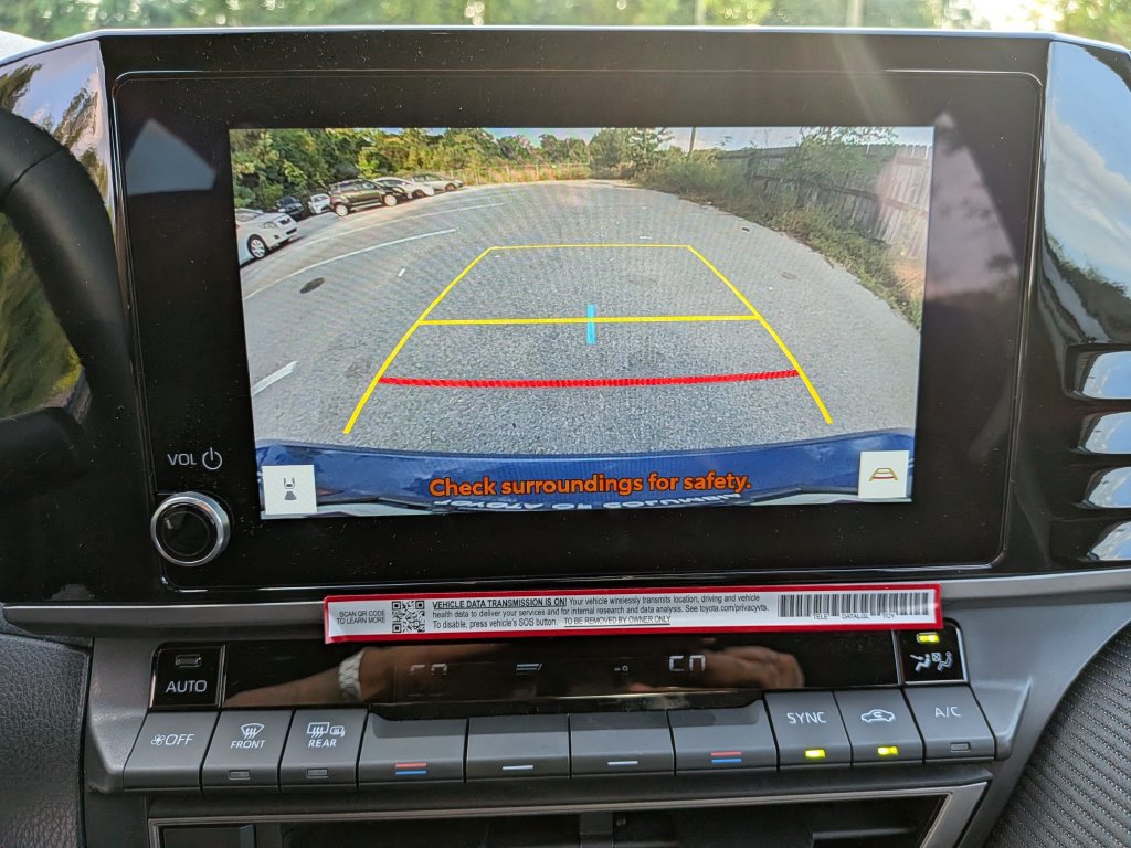 Used 2026 Toyota Camry SE FWD image 21