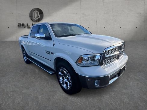 Used 2018 RAM 1500 Laramie w/ Convenience Group AWD/4WD image 4