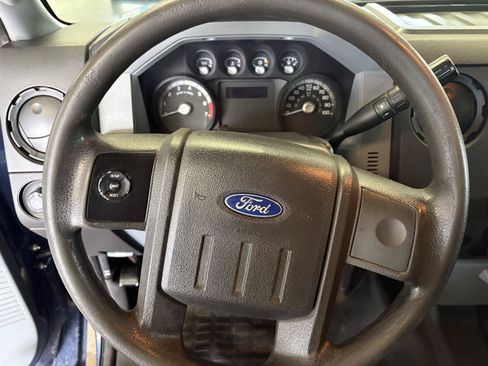 Used 2013 Ford F250 XL w/ Skid Plate Pkg AWD/4WD image 13