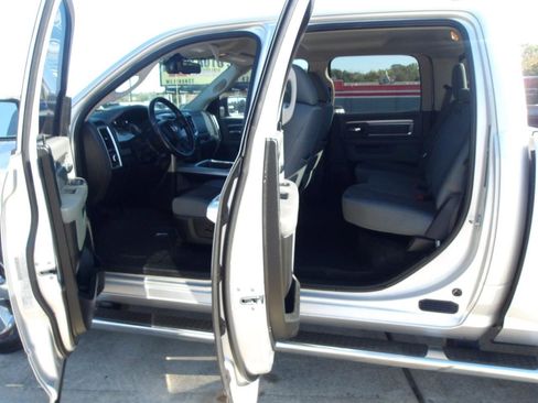 Used 2019 RAM 1500 Lone Star image 15