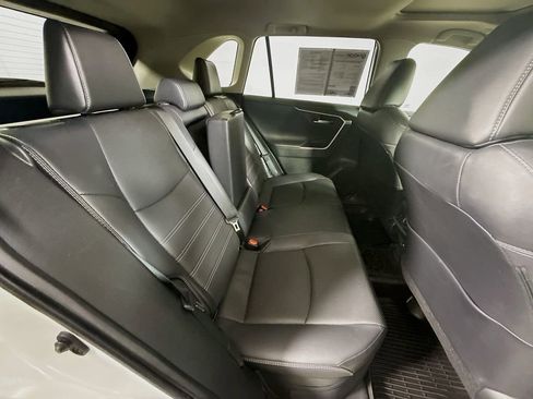 Used 2023 Toyota RAV4 Limited image 29