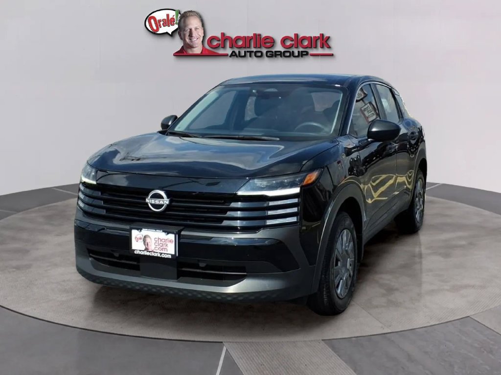 Used 2025 Nissan Kicks S FWD image 1